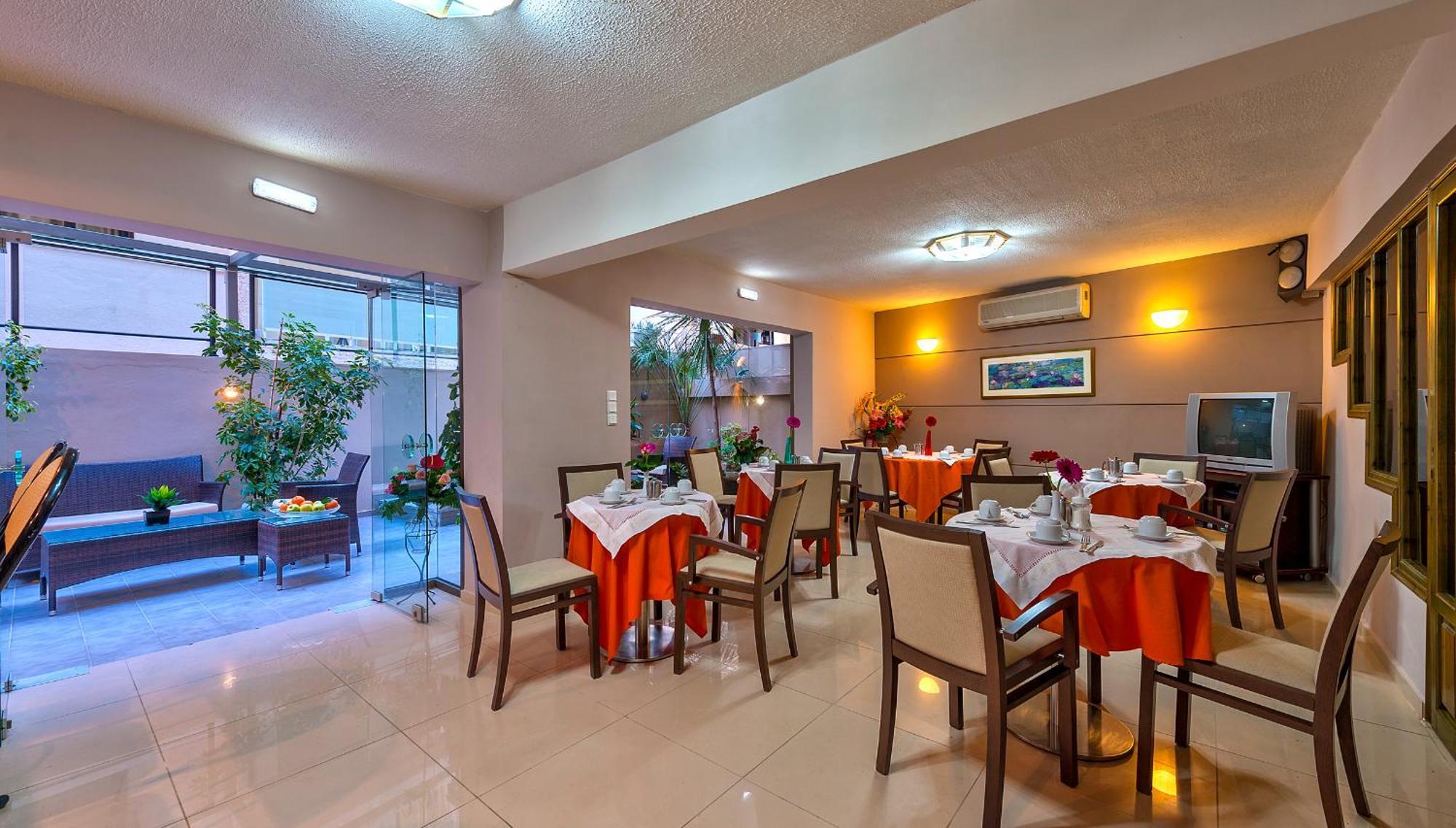 Leonidas Hotel & Apartments Réthymnon Extérieur photo