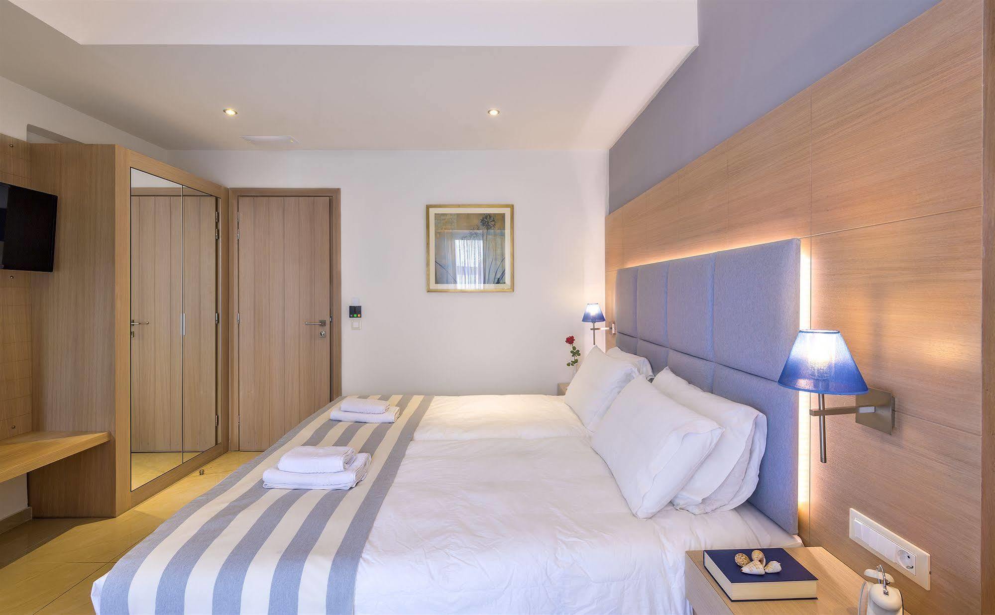 Leonidas Hotel & Apartments Réthymnon Extérieur photo